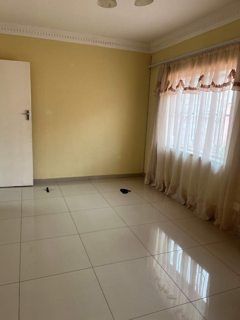 3 Bedroom Property for Sale in Likole Gauteng