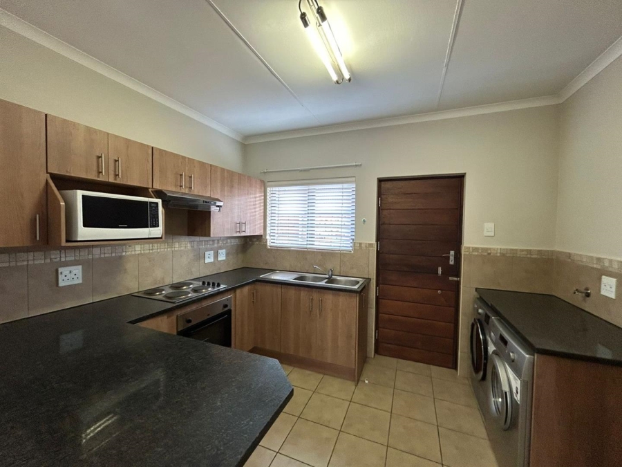 2 Bedroom Property for Sale in Brentwood Park Gauteng