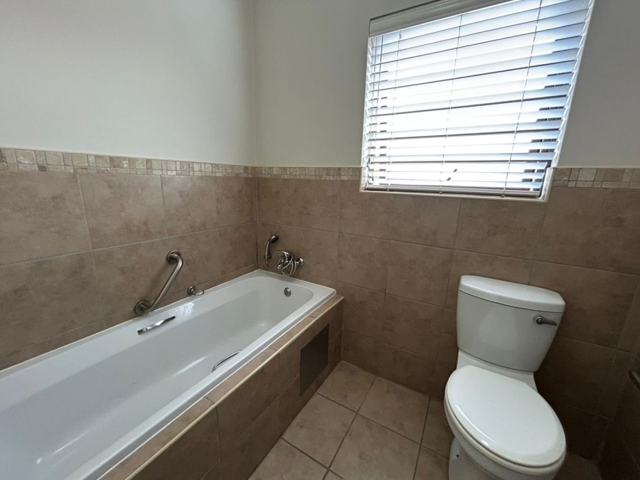 2 Bedroom Property for Sale in Brentwood Park Gauteng