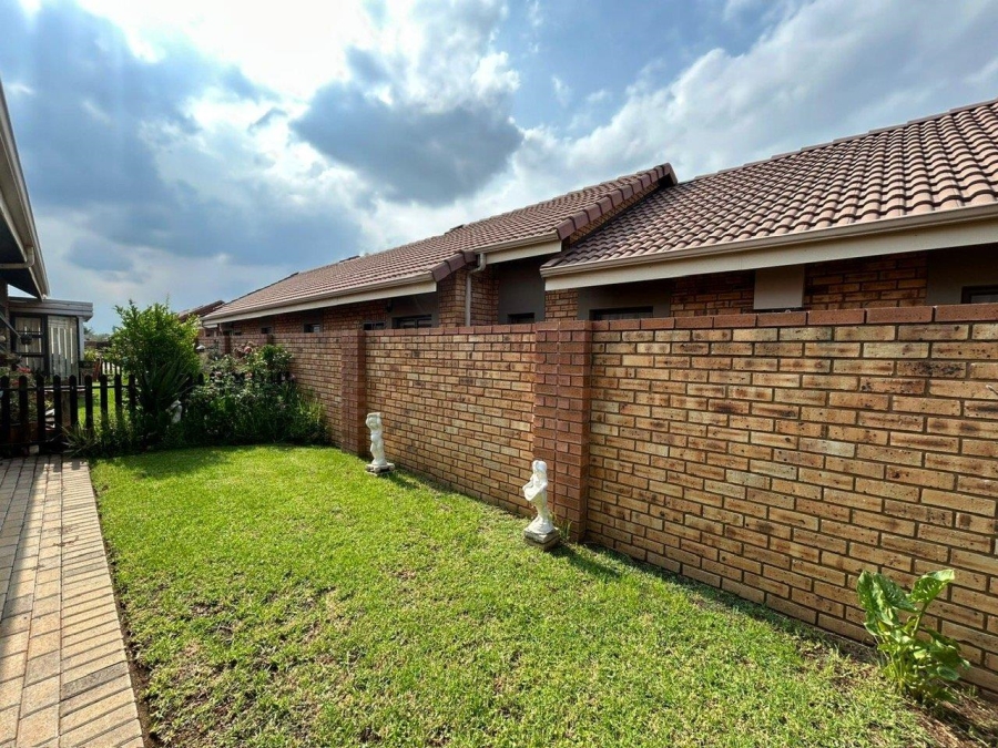 2 Bedroom Property for Sale in Brentwood Park Gauteng