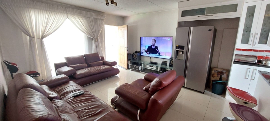 2 Bedroom Property for Sale in Germiston South Gauteng