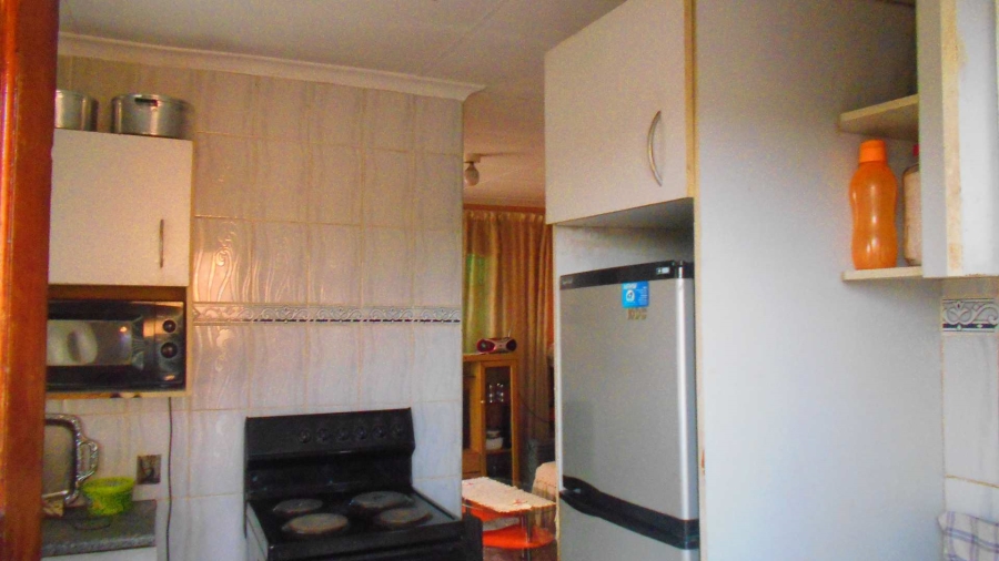 2 Bedroom Property for Sale in Tokoza Gauteng