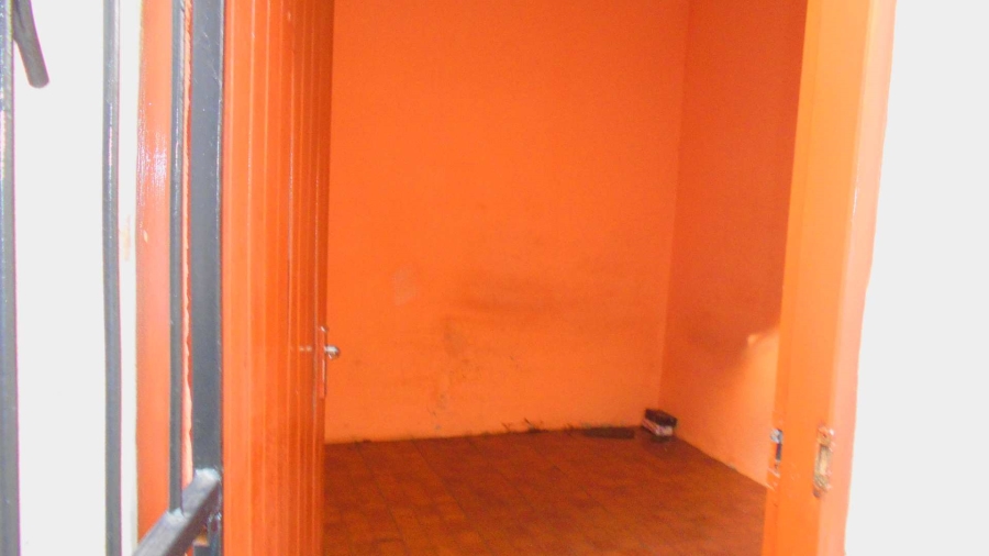 2 Bedroom Property for Sale in Tokoza Gauteng