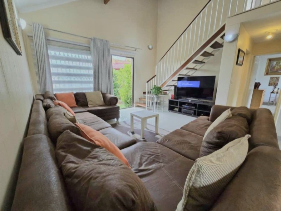 3 Bedroom Property for Sale in Bassonia Gauteng