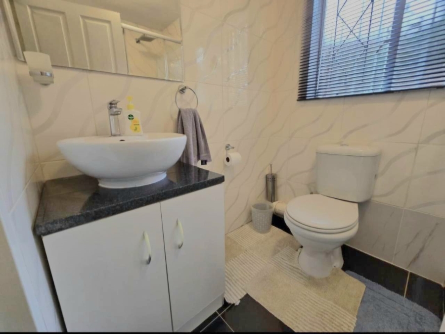 3 Bedroom Property for Sale in Bassonia Gauteng