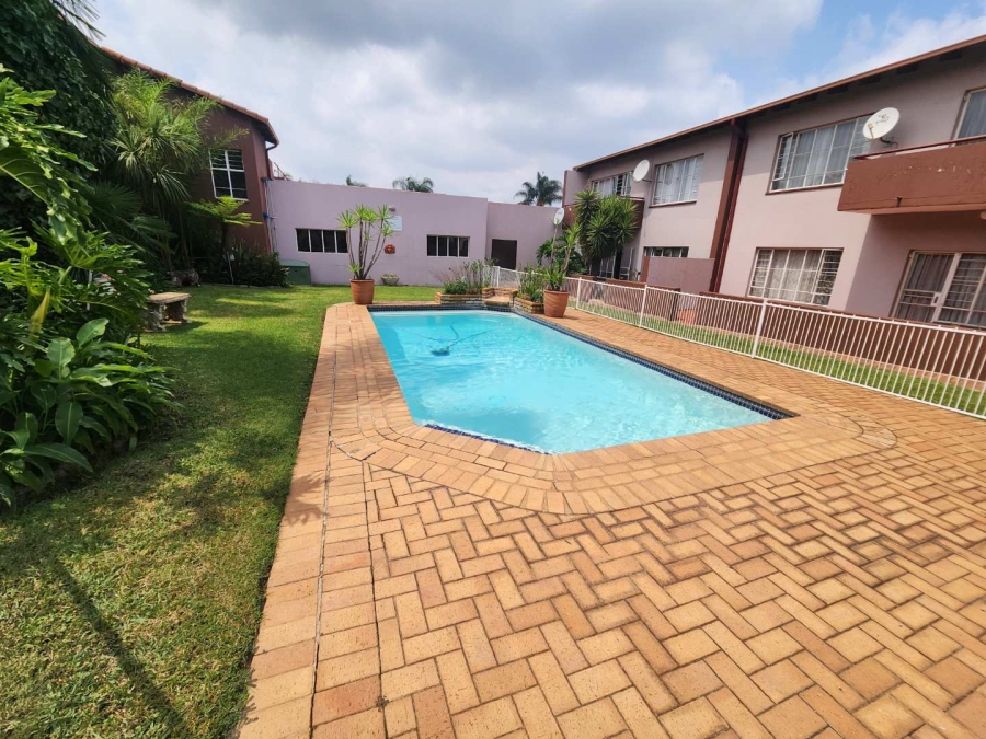 2 Bedroom Property for Sale in Verwoerdpark Gauteng