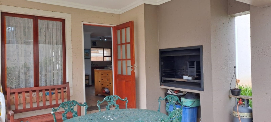 3 Bedroom Property for Sale in Bassonia Gauteng