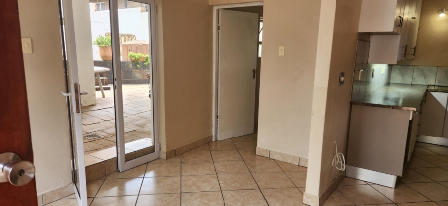 3 Bedroom Property for Sale in Linmeyer Gauteng