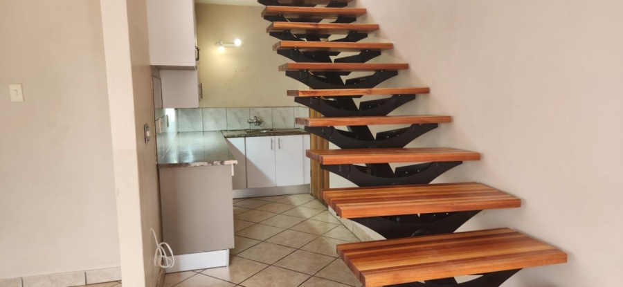 3 Bedroom Property for Sale in Linmeyer Gauteng