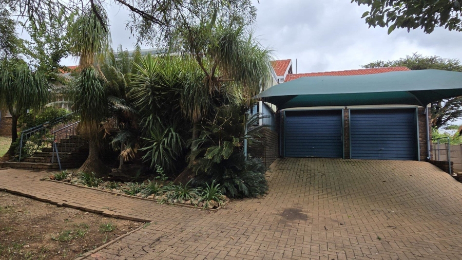 4 Bedroom Property for Sale in Pierre Van Ryneveld Gauteng