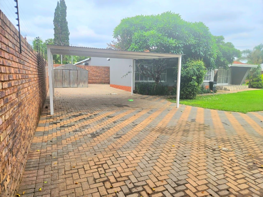 3 Bedroom Property for Sale in Pretoria Gardens Gauteng