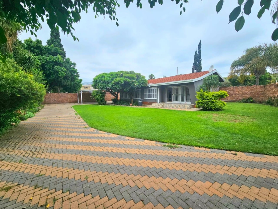 3 Bedroom Property for Sale in Pretoria Gardens Gauteng