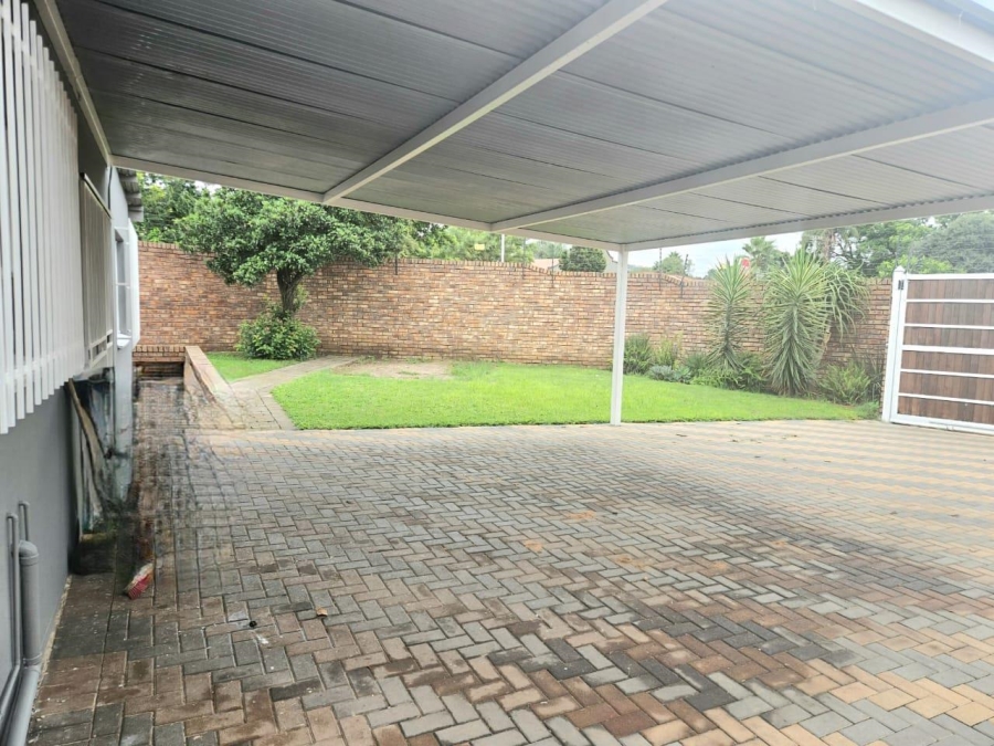 3 Bedroom Property for Sale in Pretoria Gardens Gauteng