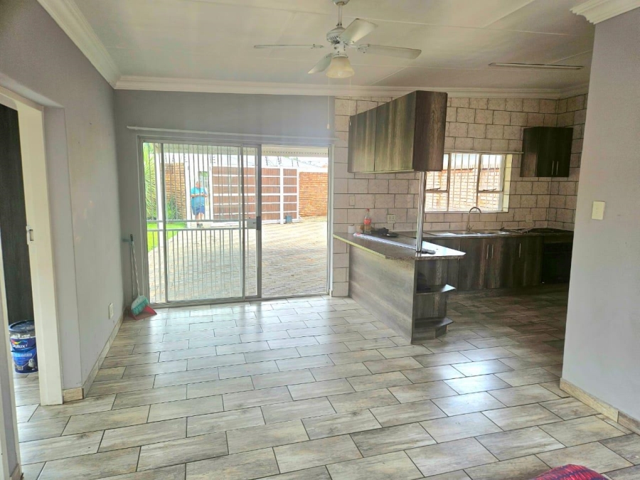 3 Bedroom Property for Sale in Pretoria Gardens Gauteng