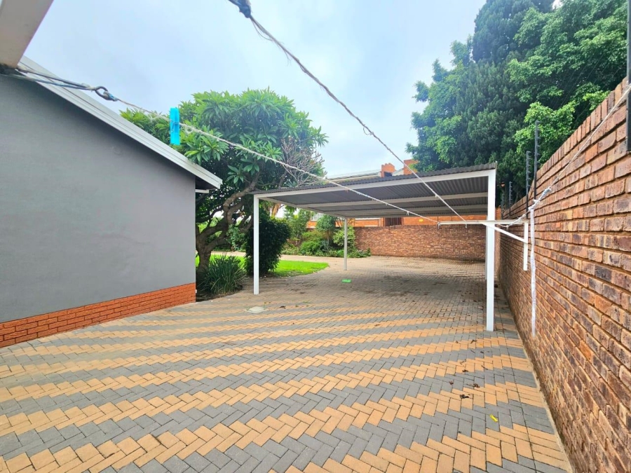 3 Bedroom Property for Sale in Pretoria Gardens Gauteng