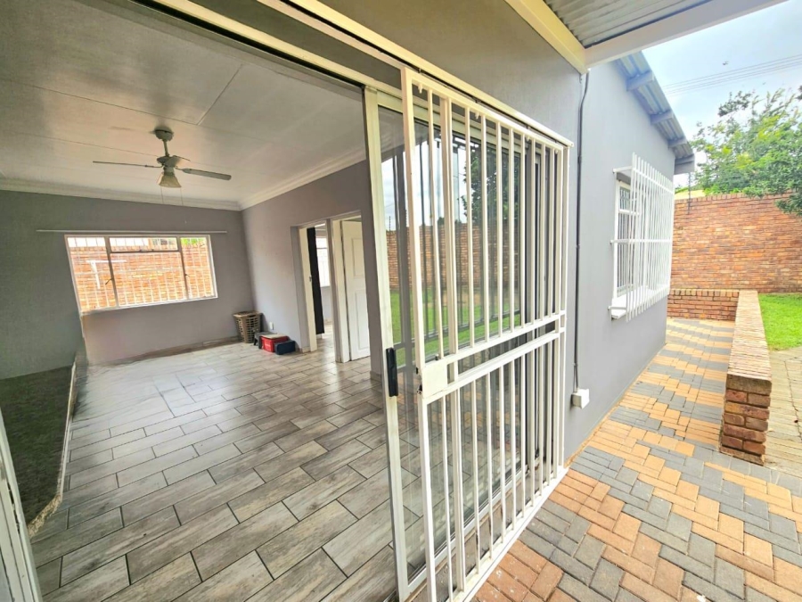 3 Bedroom Property for Sale in Pretoria Gardens Gauteng