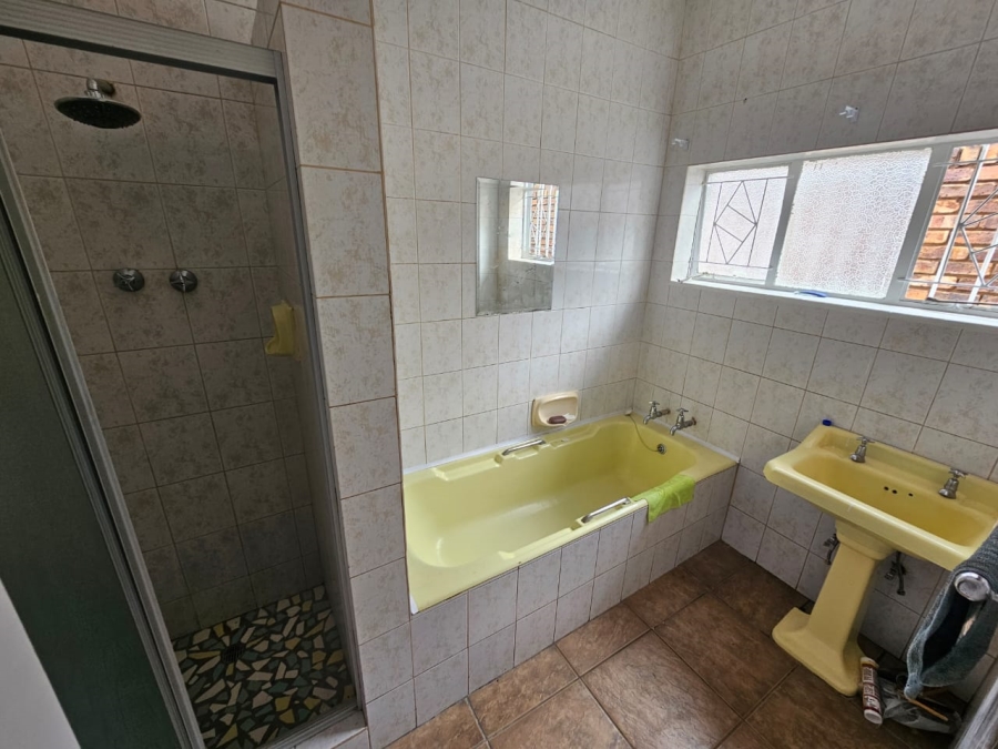 3 Bedroom Property for Sale in Pretoria Gardens Gauteng