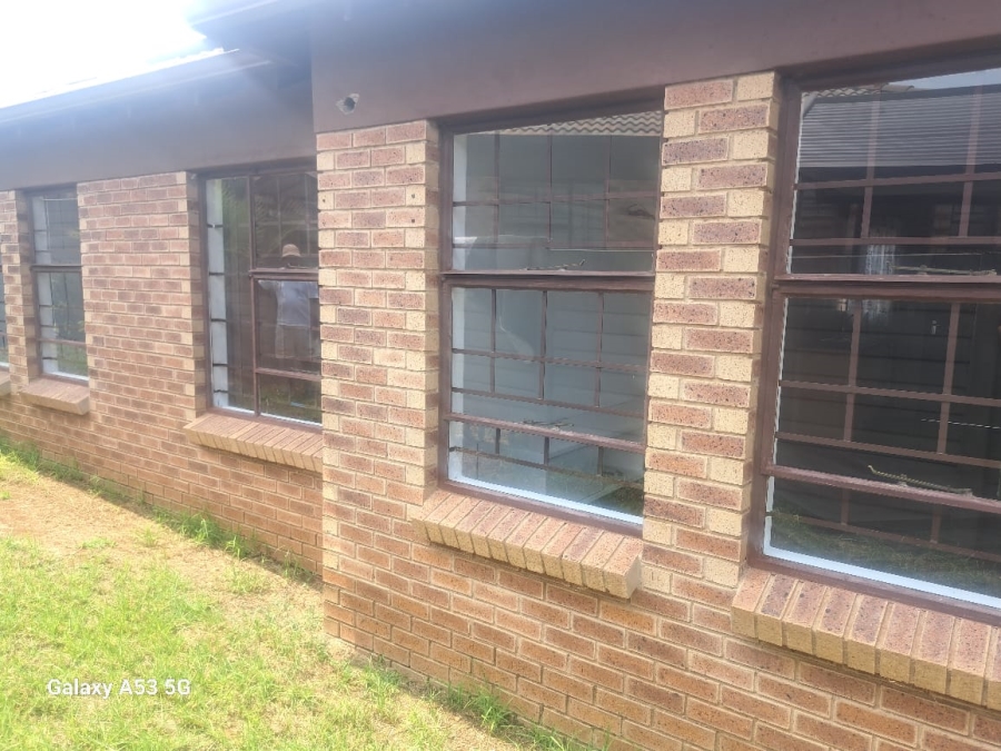 3 Bedroom Property for Sale in Olievenhoutbosch Gauteng