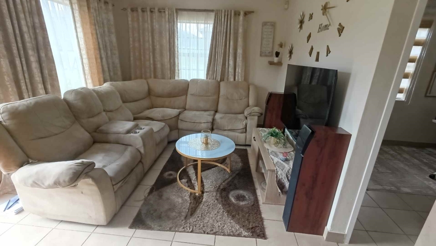 3 Bedroom Property for Sale in Thatch Hill Estate Gauteng