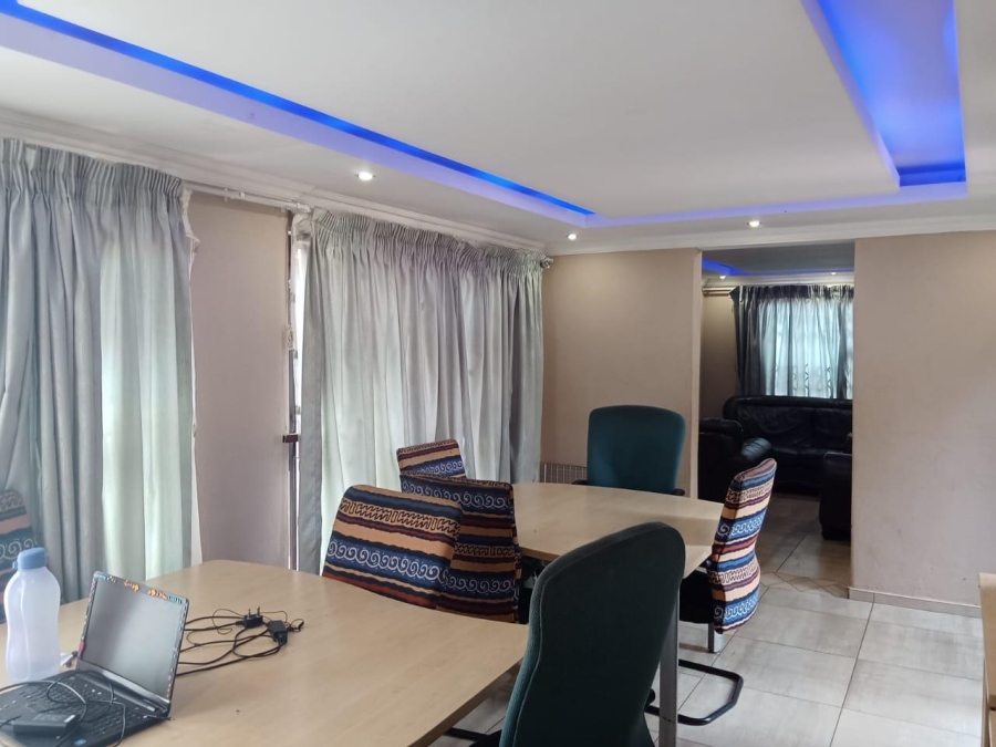 4 Bedroom Property for Sale in The Orchards Gauteng