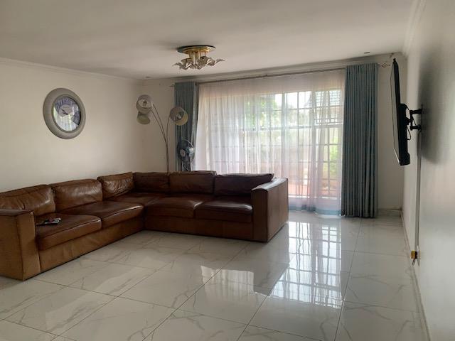 5 Bedroom Property for Sale in Garsfontein Gauteng