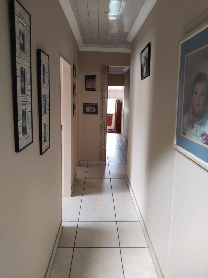 4 Bedroom Property for Sale in Valhalla Gauteng