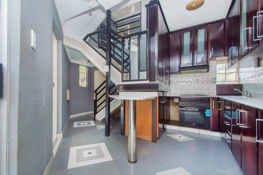 4 Bedroom Property for Sale in Sharonlea Gauteng