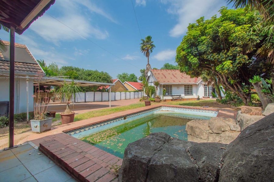 4 Bedroom Property for Sale in Sharonlea Gauteng