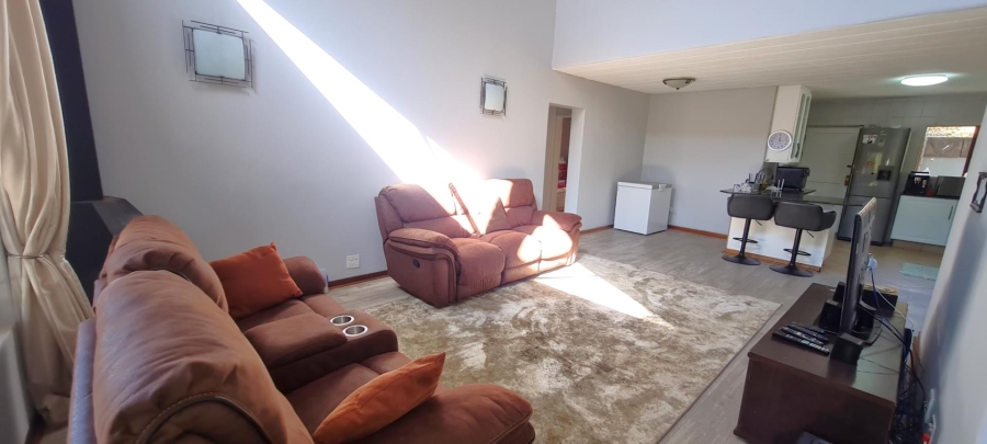 To Let 4 Bedroom Property for Rent in North Riding Gauteng