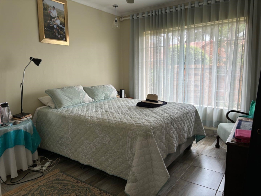 2 Bedroom Property for Sale in Faerie Glen Gauteng