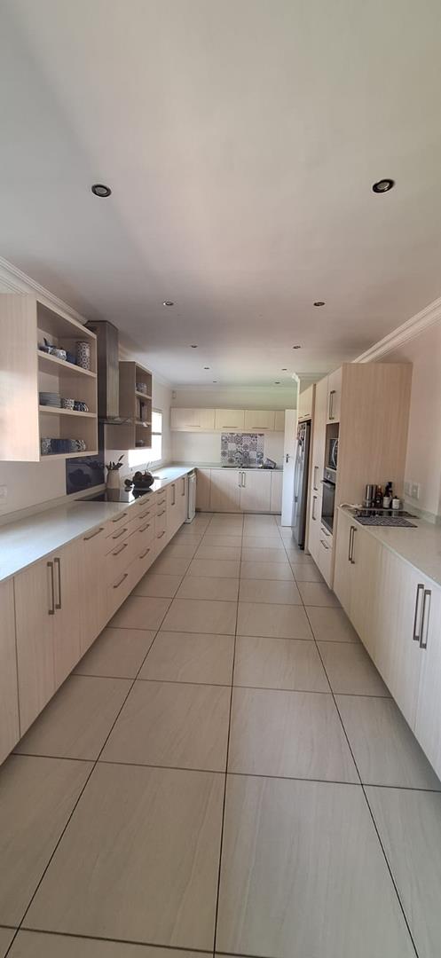 5 Bedroom Property for Sale in Sunward Park Gauteng