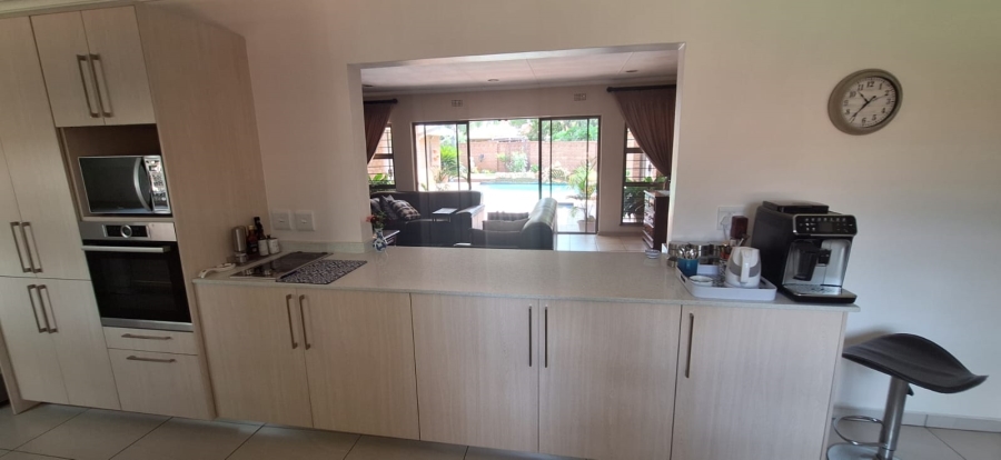 5 Bedroom Property for Sale in Sunward Park Gauteng