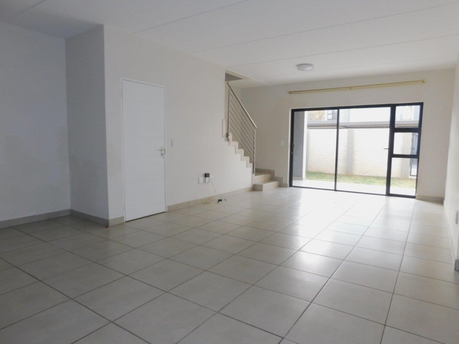 To Let 3 Bedroom Property for Rent in Edenburg Gauteng