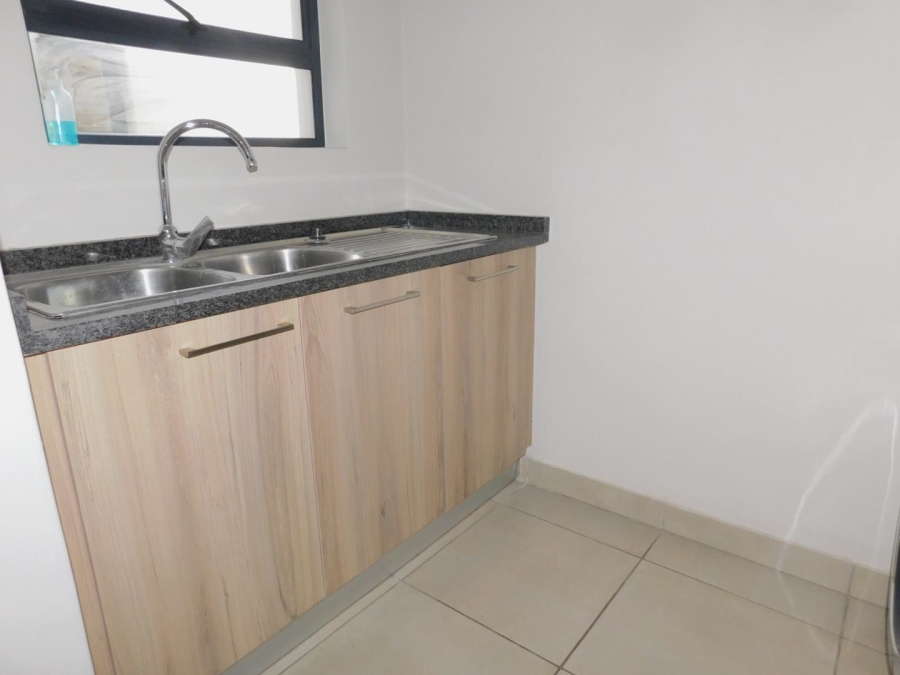 To Let 3 Bedroom Property for Rent in Edenburg Gauteng