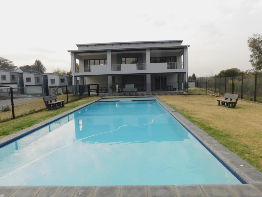 To Let 3 Bedroom Property for Rent in Edenburg Gauteng