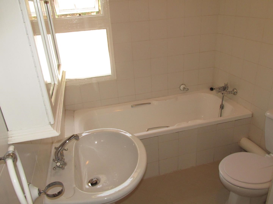 To Let 2 Bedroom Property for Rent in Bryanston Gauteng