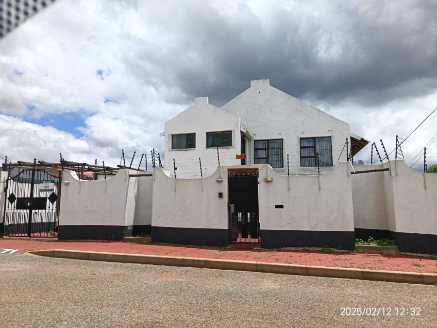 4 Bedroom Property for Sale in Sophiatown Gauteng