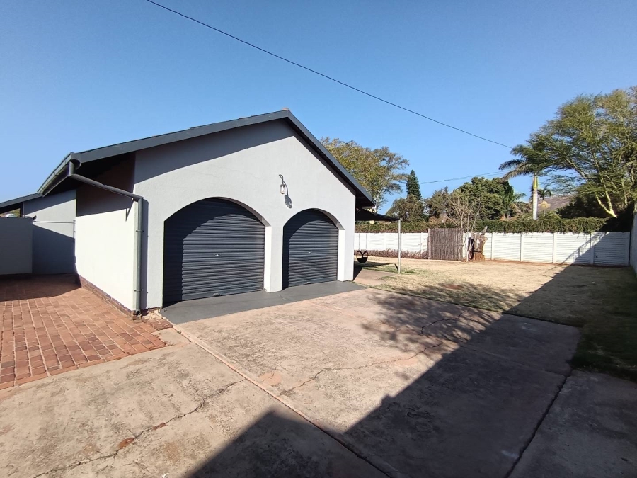 3 Bedroom Property for Sale in Dorandia Gauteng