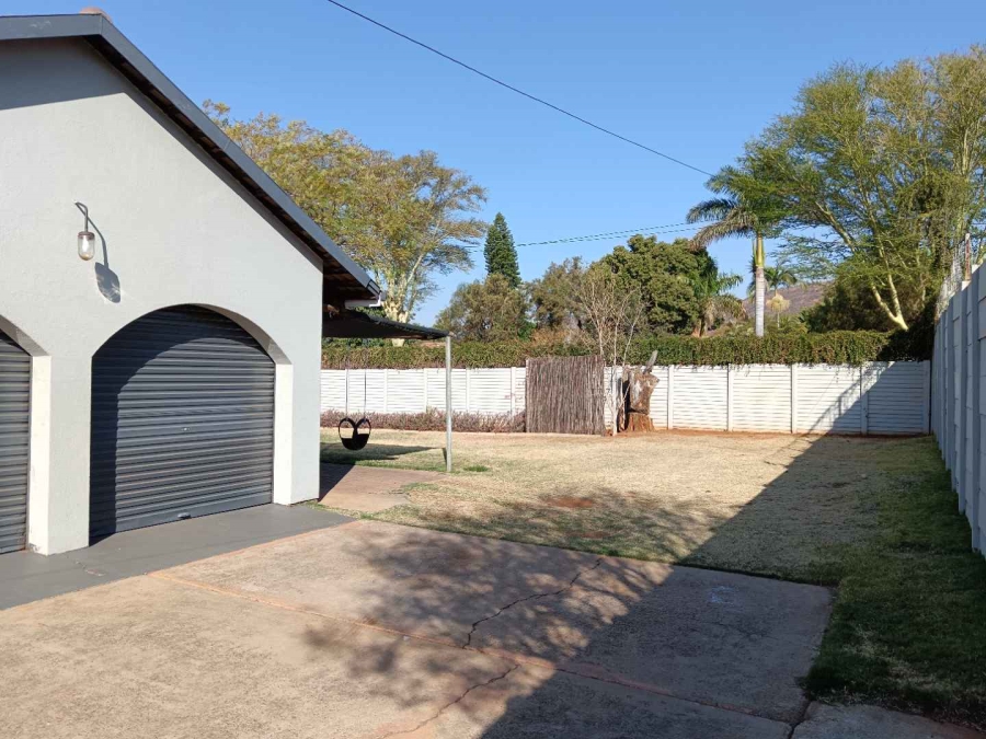 3 Bedroom Property for Sale in Dorandia Gauteng