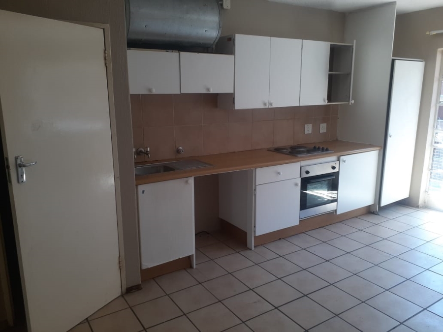 1 Bedroom Property for Sale in Gezina Gauteng