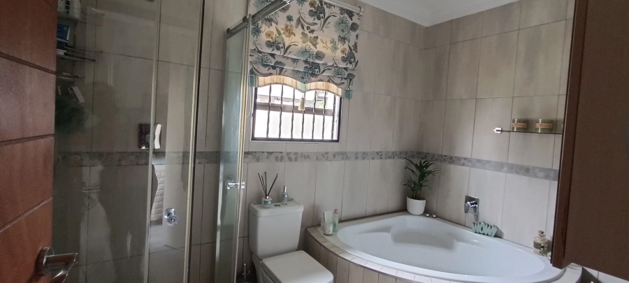 3 Bedroom Property for Sale in Pomona Gauteng