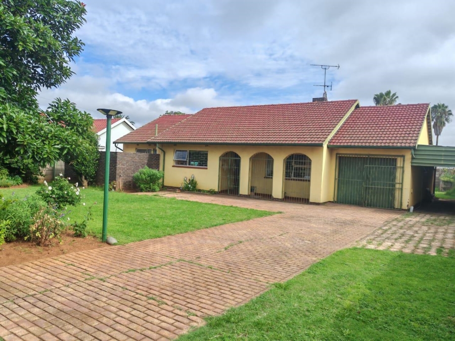 3 Bedroom Property for Sale in Cresslawn Gauteng