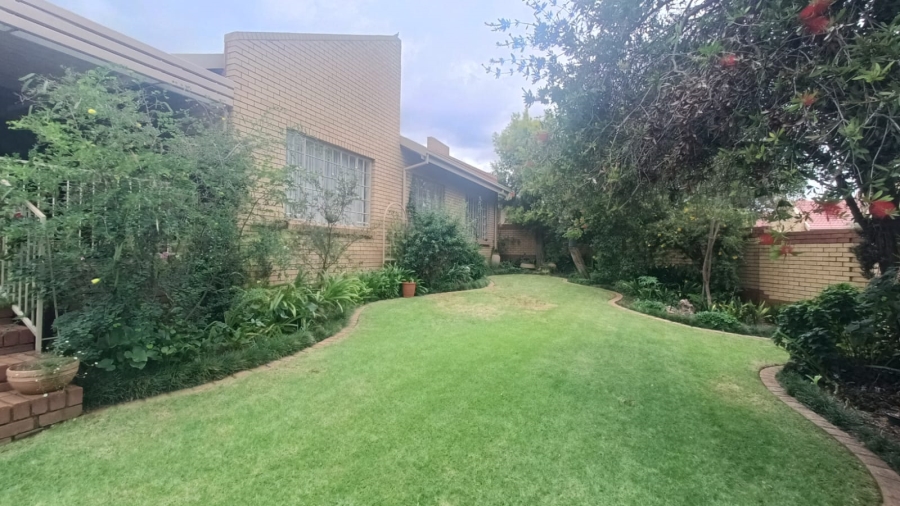 3 Bedroom Property for Sale in Zwartkop Gauteng