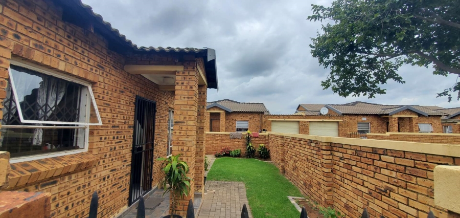 3 Bedroom Property for Sale in Honeypark Gauteng