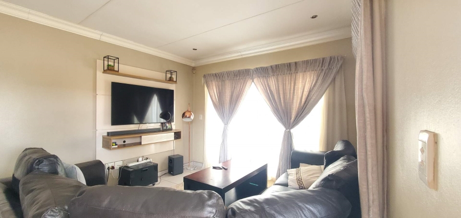 3 Bedroom Property for Sale in Honeypark Gauteng