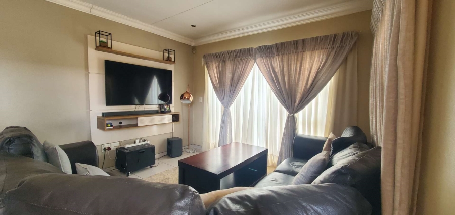 3 Bedroom Property for Sale in Honeypark Gauteng