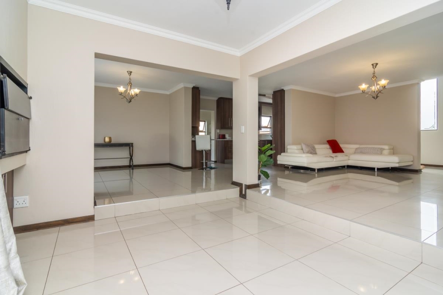 4 Bedroom Property for Sale in Homes Haven Gauteng