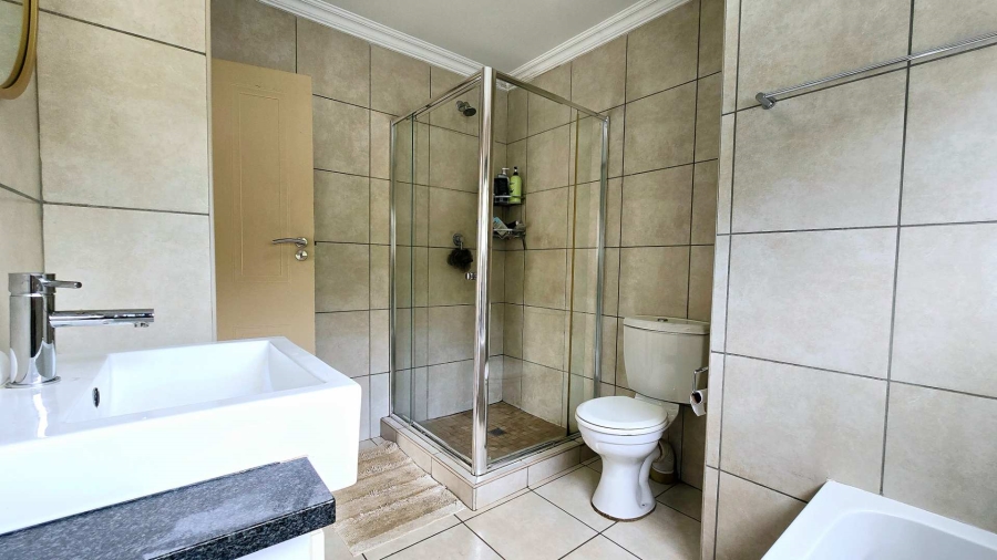 3 Bedroom Property for Sale in Olympus Gauteng