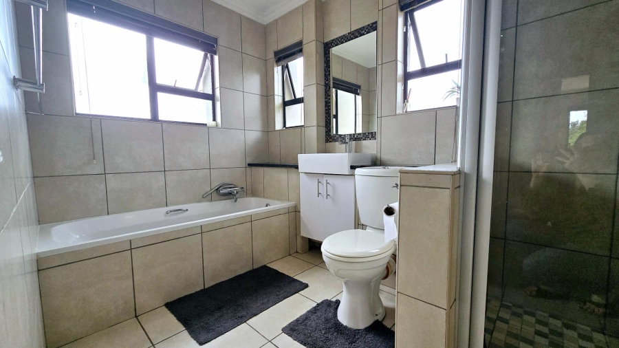 3 Bedroom Property for Sale in Olympus Gauteng