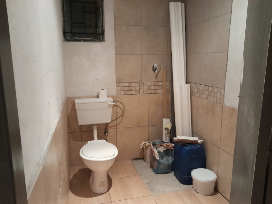 2 Bedroom Property for Sale in Olievenhoutbosch Gauteng